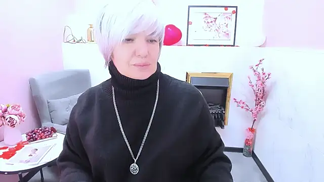 Snapshot of CarmenSoft chatting on February 16, 2026, 8:27 pm CarmenSoft online show from February 16, 2026, 8:27 pm