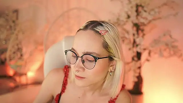 DalahiaRush online show from February 7, 2025, 11:34 am