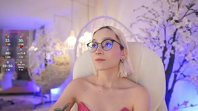 DalahiaRush online show from February 12, 2025, 11:40 am