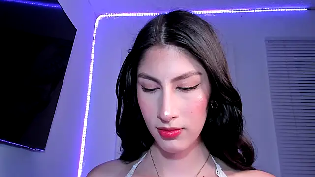 Snapshot of valeria_gonzales_ chatting on March 23, 2025, 12:04 am valeria gonzales online show from March 23, 2025, 12:04 am