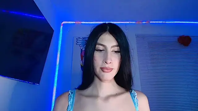 valeria gonzales  online show from November 11, 2025, 11:05 pm