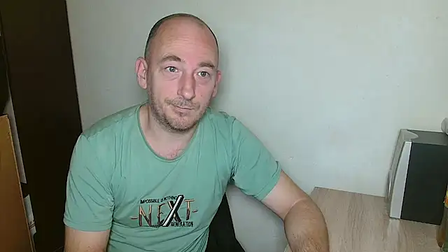 Snapshot of Johan___Barker chatting on November 28, 2025, 10:51 am Johan Barker online show from November 28, 2025, 10:51 am