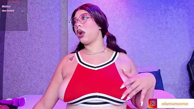 DanniaMonroee online show from October 9, 2025, 11:41 am