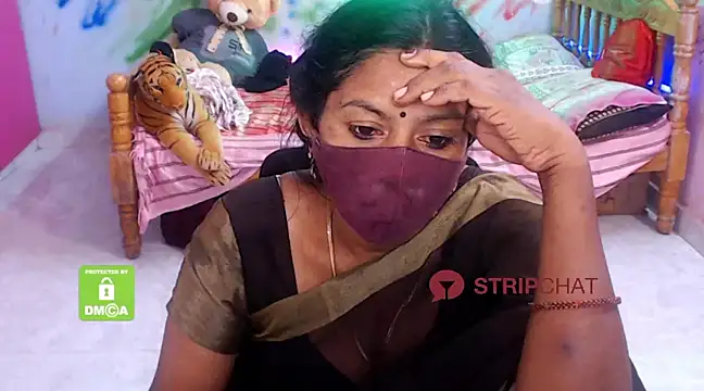 Snapshot of Novapol chatting on December 10, 2024, 5:55 pm Novapol online show from December 10, 2024, 5:55 pm