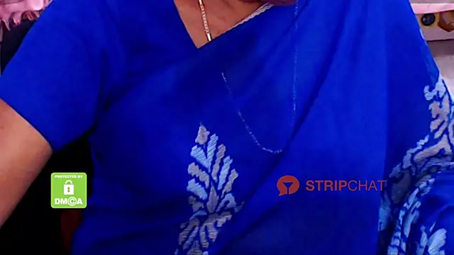 Snapshot of Novapol chatting on February 8, 2025, 5:29 pm Novapol online show from February 8, 2025, 5:29 pm