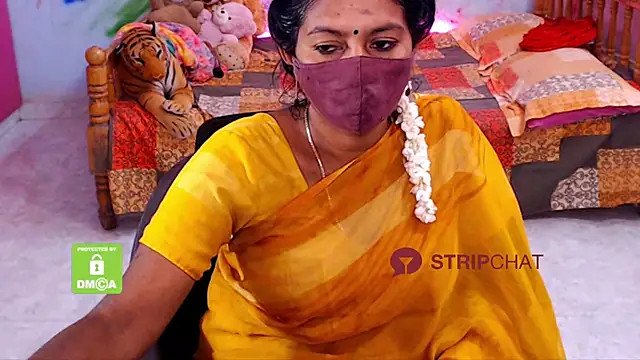 Snapshot of Novapol chatting on March 9, 2025, 5:39 pm Novapol online show from March 9, 2025, 5:39 pm