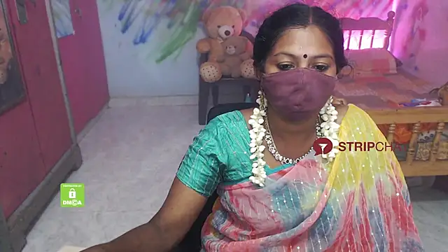 Snapshot of Novapol chatting on October 3, 2025, 1:08 pm Novapol online show from October 3, 2025, 1:08 pm