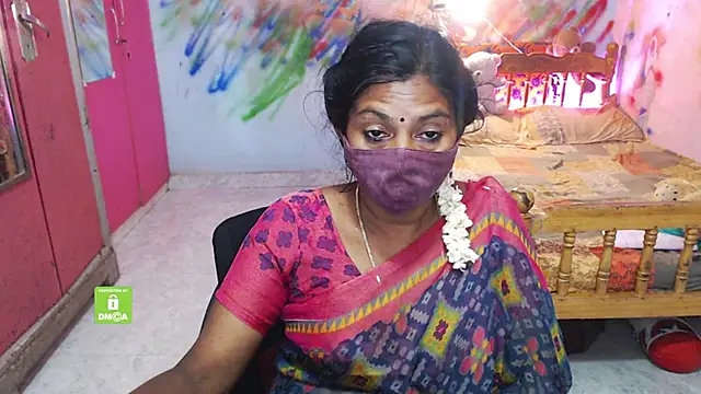 Snapshot of Novapol chatting on November 16, 2025, 5:18 pm Novapol online show from November 16, 2025, 5:18 pm