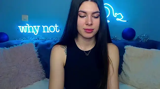 Snapshot of ViollinaLove chatting on January 10, 2025, 8:40 am ViollinaLove online show from January 10, 2025, 8:40 am