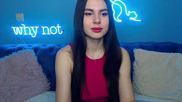 Snapshot of ViollinaLove chatting on January 19, 2025, 5:48 am ViollinaLove online show from January 19, 2025, 5:48 am