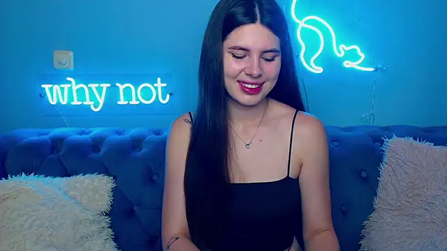 Snapshot of ViollinaLove chatting on May 30, 2026, 4:53 am ViollinaLove online show from May 30, 2026, 4:53 am
