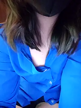 Snapshot of Tasty_Melody chatting on October 9, 2025, 5:55 pm Tasty Melody online show from October 9, 2025, 5:55 pm