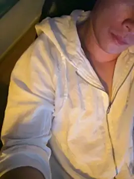 Snapshot of Tmissmag chatting on November 30, 2025, 11:47 am Tmissmag online show from November 30, 2025, 11:47 am