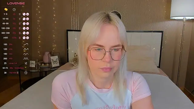 Snapshot of bellatip chatting on November 7, 2025, 12:43 am bellatip online show from November 7, 2025, 12:43 am