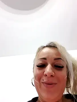 Ruxy42ETT online show from January 30, 2025, 8:22 am