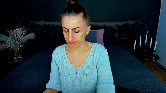 Rebecca Diamond online show from February 5, 2026, 6:40 am