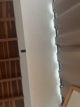 curchez  online show from December 18, 2025, 7:20 pm