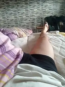 Snapshot of Rolandxxxr chatting on February 16, 2026, 9:38 am Rolandxxxr online show from February 16, 2026, 9:38 am