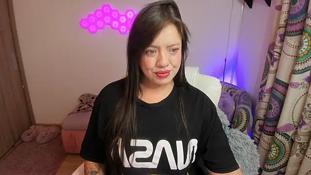 Snapshot of sophia_grants chatting on December 21, 2025, 7:15 am sophia grants online show from December 21, 2025, 7:15 am