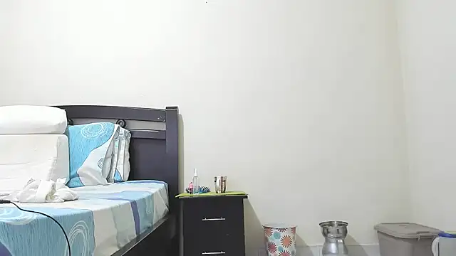 mara2020 69 online show from February 3, 2026, 12:43 pm