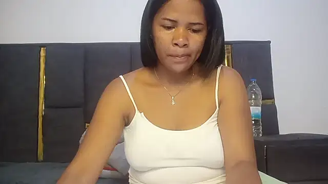 aleixane online show from November 11, 2025, 3:50 am