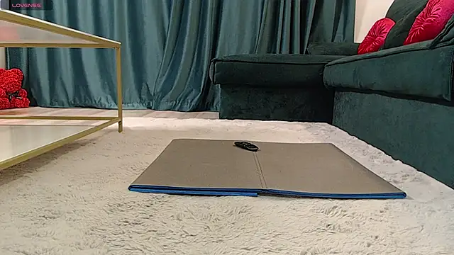 Snapshot of natasha-bigas chatting on October 8, 2025, 7:11 pm natasha-bigas online show from October 8, 2025, 7:11 pm