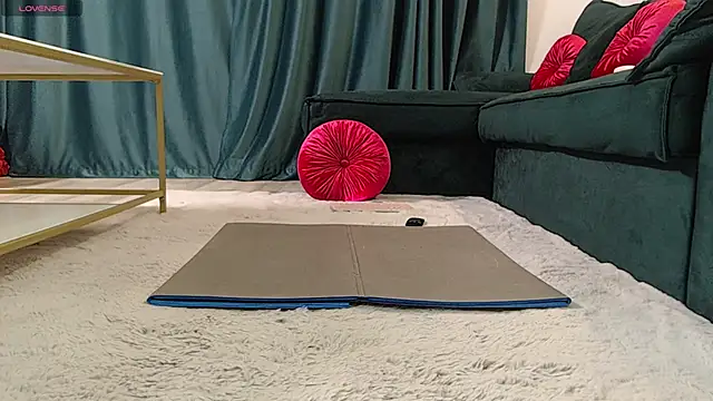 Snapshot of natasha-bigas chatting on October 11, 2025, 7:01 pm natasha-bigas online show from October 11, 2025, 7:01 pm