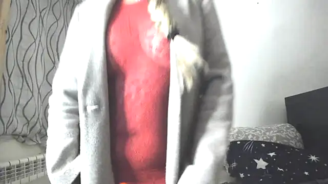 CristalDivine online show from March 21, 2026, 6:07 am