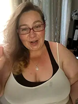 Iceprincess2bad4u online show from February 26, 2025, 4:03 pm