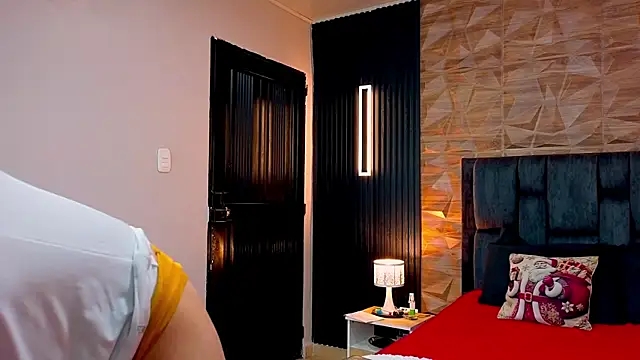 Snapshot of FelipeAndMarcello3 chatting on January 9, 2026, 9:16 pm FelipeAndMarcello3 online show from January 9, 2026, 9:16 pm