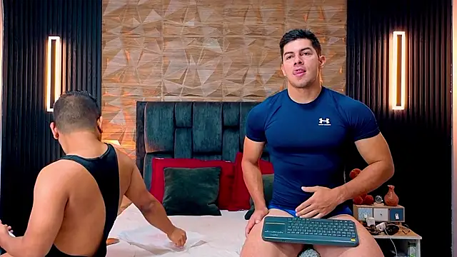 Snapshot of FelipeAndMarcello3 chatting on January 19, 2026, 2:21 pm FelipeAndMarcello3 online show from January 19, 2026, 2:21 pm