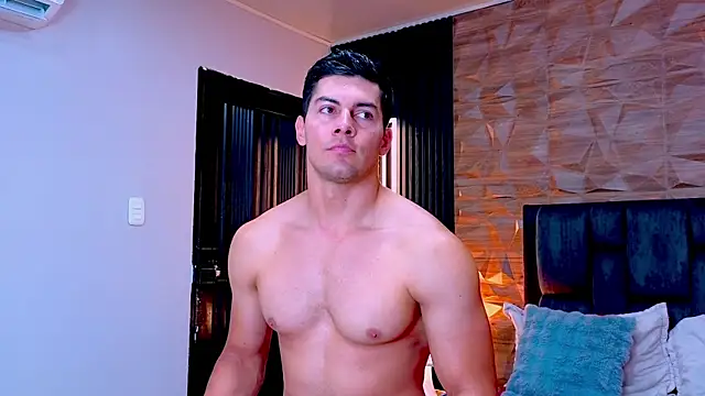 Snapshot of FelipeAndMarcello3 chatting on May 25, 2026, 7:09 pm FelipeAndMarcello3 online show from May 25, 2026, 7:09 pm