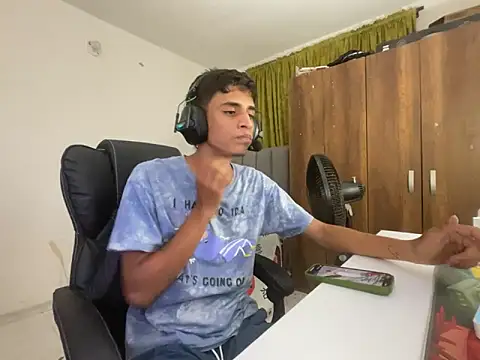 Max TheHorseDick online show from January 25, 2025, 3:40 am