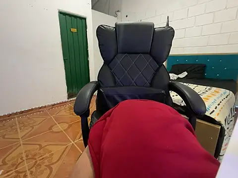 Max TheHorseDick online show from March 7, 2025, 12:37 am