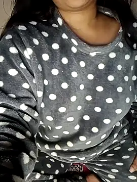 Sweet-Berry online show from December 19, 2024, 5:40 pm