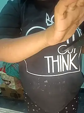 Snapshot of Sweet-Berry chatting on March 5, 2026, 5:53 pm Sweet-Berry online show from March 5, 2026, 5:53 pm