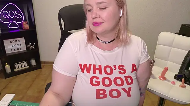 MargotGrey online show from May 31, 2026, 6:09 pm