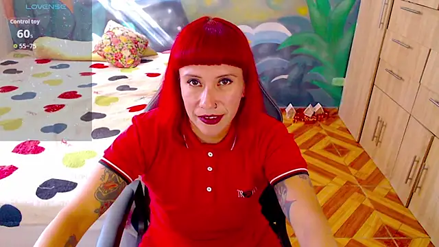 Snapshot of Eimy_lorens chatting on December 19, 2025, 7:32 pm Eimy lorens online show from December 19, 2025, 7:32 pm
