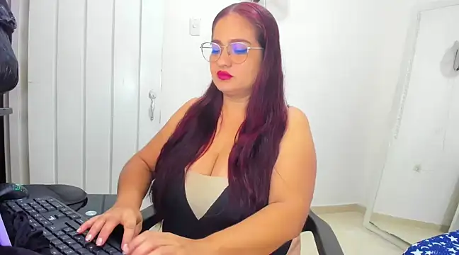 HUGEBOOBS MILF online show from March 13, 2025, 11:16 pm