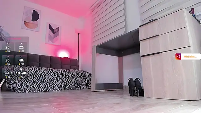 Miabelier online show from November 13, 2025, 11:58 pm