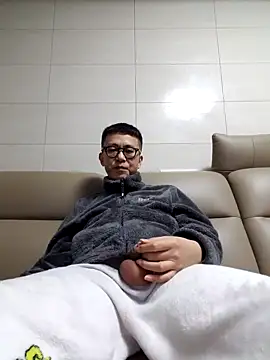 Ssk10N online show from February 6, 2025, 5:19 pm