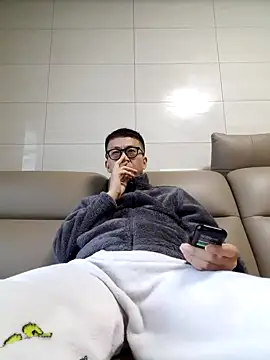 Ssk10N online show from February 6, 2025, 11:26 pm