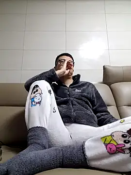 Ssk10N online show from February 8, 2025, 2:05 pm