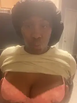 Foreignthababyy online show from January 6, 2026, 4:00 pm