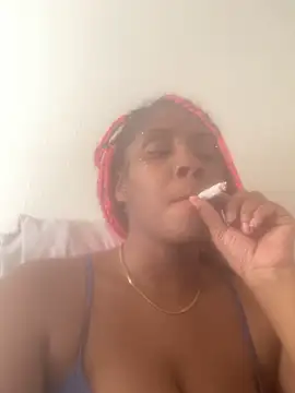 Snapshot of Foreignthababyy chatting on February 2, 2026, 9:35 pm Foreignthababyy online show from February 2, 2026, 9:35 pm