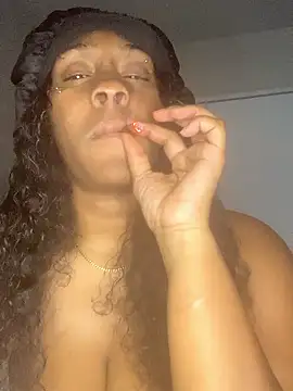 Snapshot of Foreignthababyy chatting on February 10, 2026, 6:28 am Foreignthababyy online show from February 10, 2026, 6:28 am