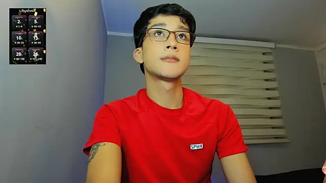 tom Howard online show from October 17, 2025, 4:04 am