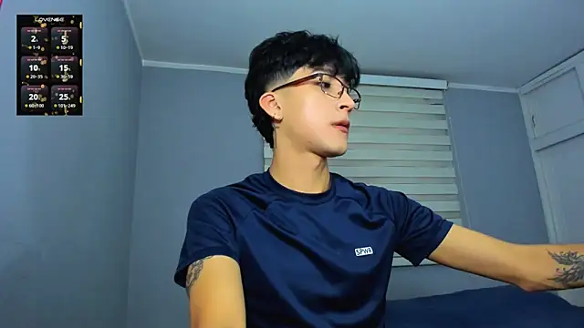 Snapshot of tom_Howard chatting on February 7, 2026, 3:21 am tom Howard online show from February 7, 2026, 3:21 am