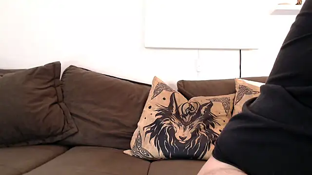 Snapshot of Samira_Lips chatting on February 28, 2026, 9:32 am Samira Lips online show from February 28, 2026, 9:32 am