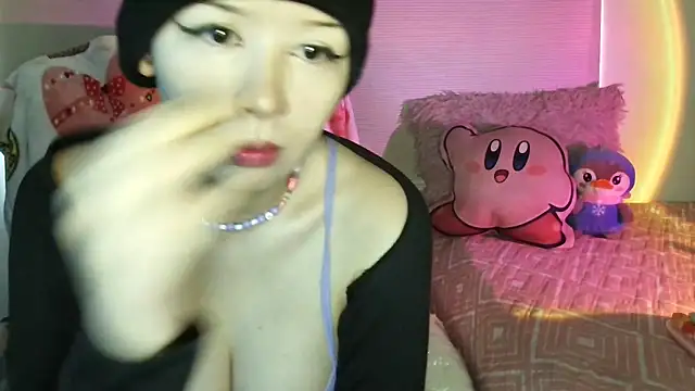 Haru Queenn online show from June 11, 2026, 12:36 pm
